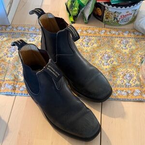 Blundstone Black Chisel toe Leather boot